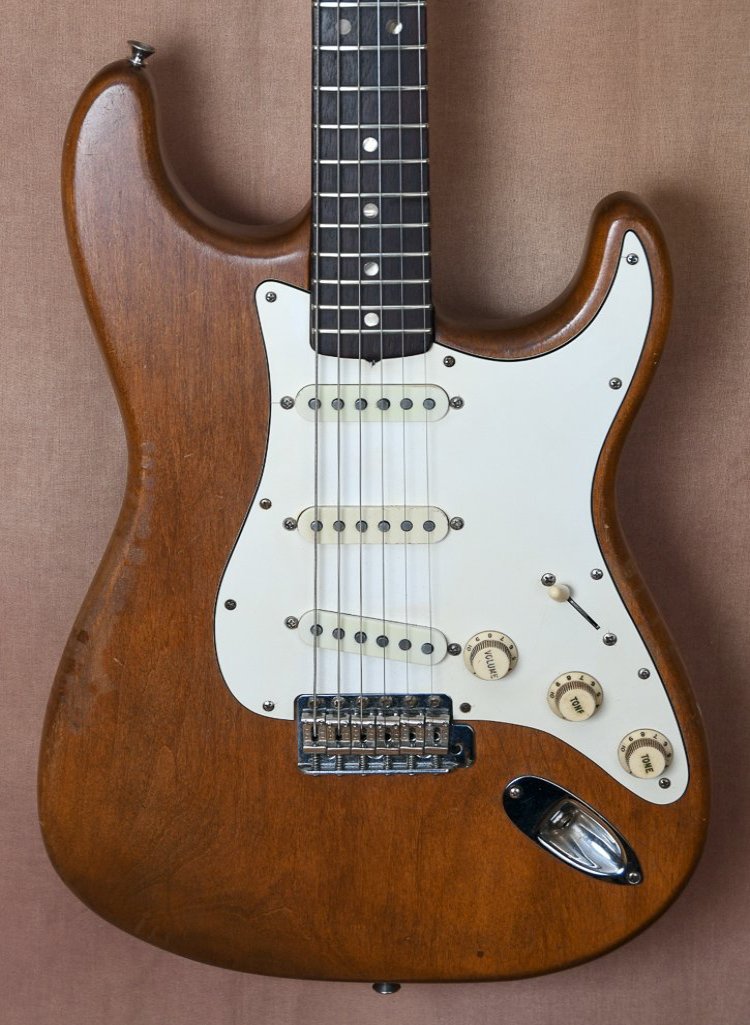 1966 Fender Stratocaster Natural Refin HSC – Watchtower Guitars
