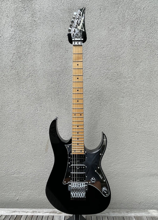 2000 Ibanez RG550, Black with Mirror Guard