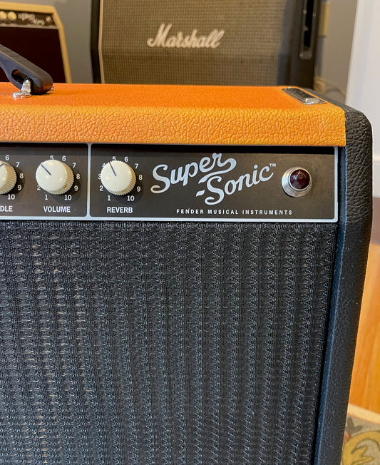 2013 Fender SuperSonic 22 FSR Limited Edition Orange/Black Tolex