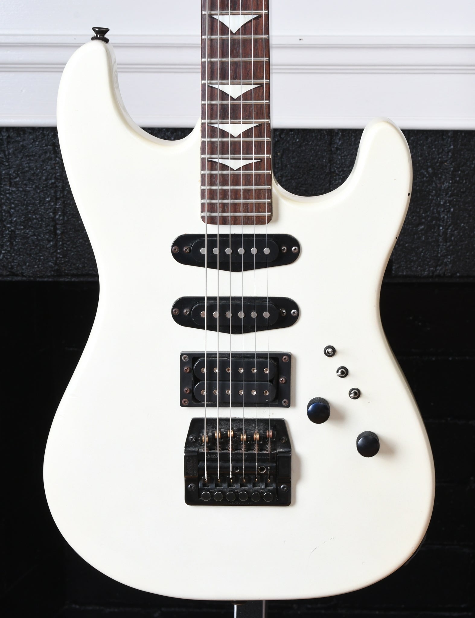 1986 BC Rich NJ Series ST III White – Watchtower Guitars
