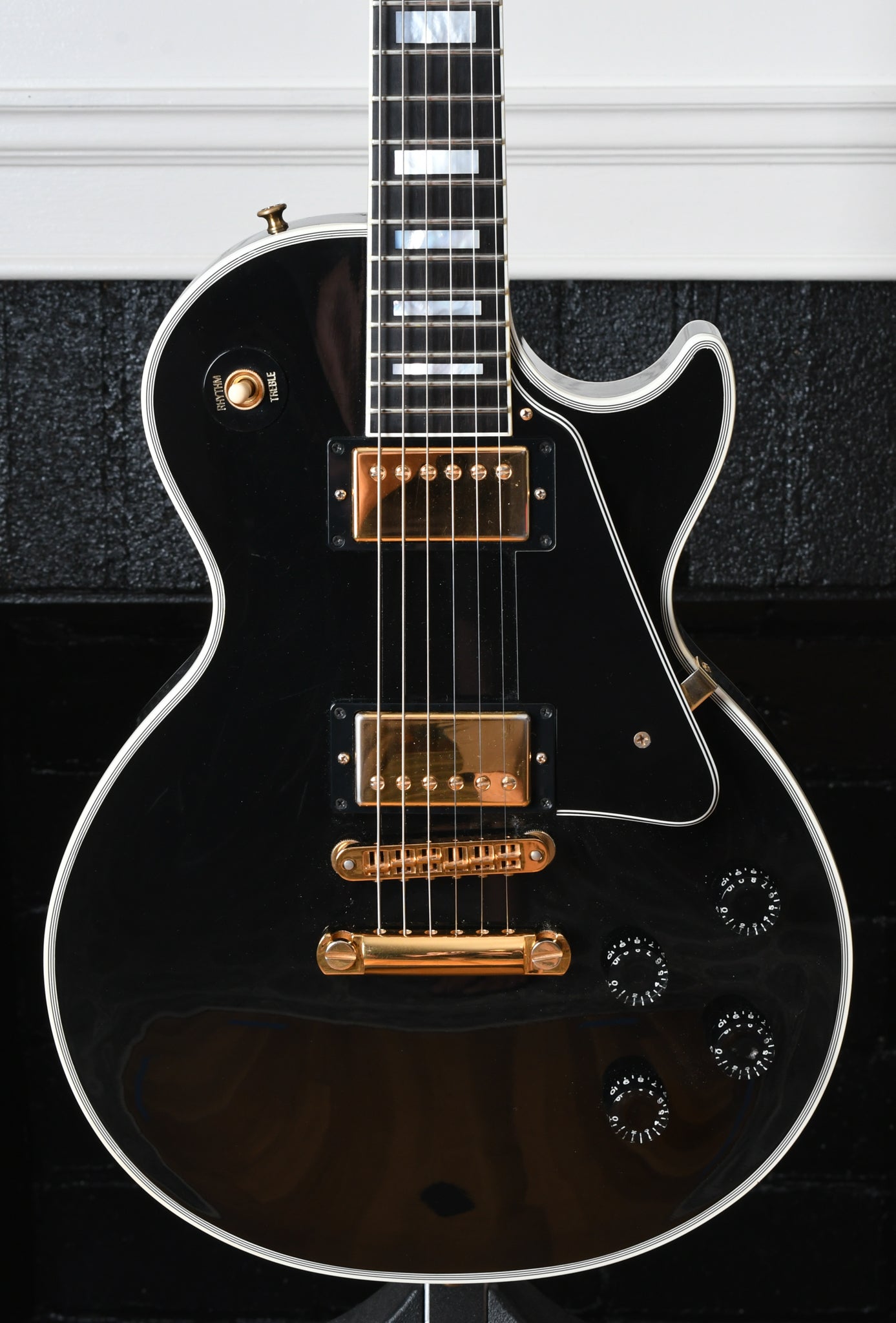 2006 Gibson Custom Shop Les Paul Custom Ebony – Watchtower Guitars