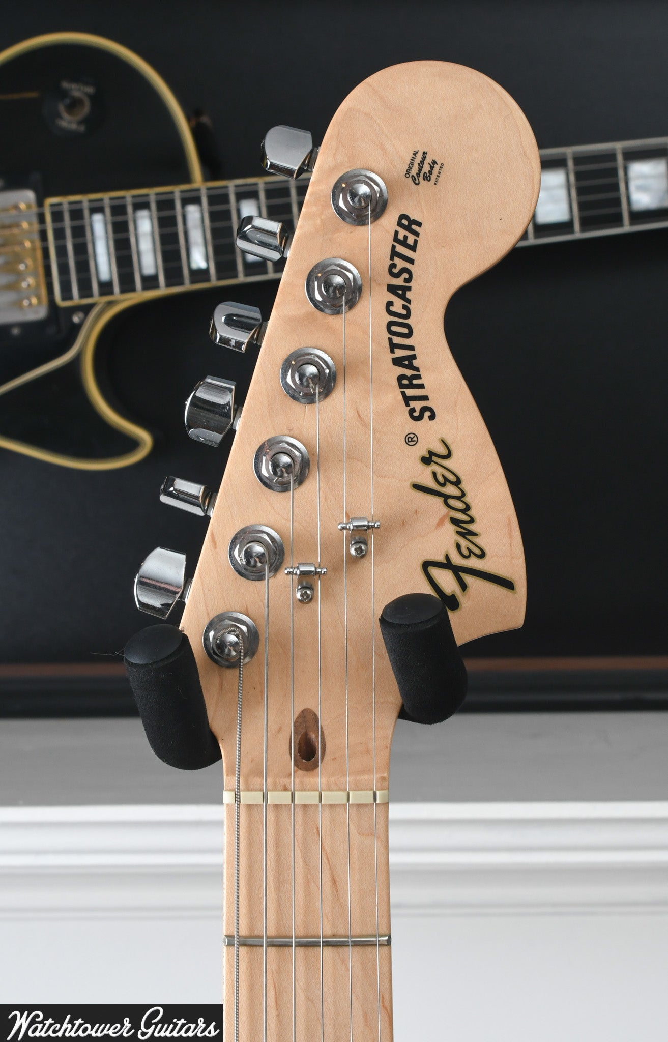 2009 Fender American Special Stratocaster Sunburst – Watchtower