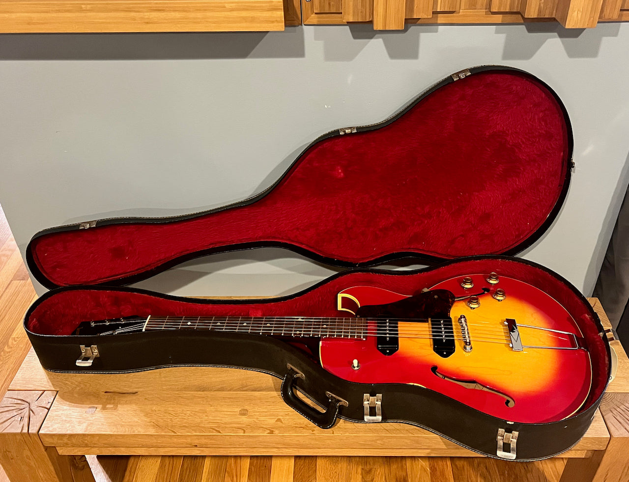 1967 Gibson ES-125 TDC Cherry Sunburst