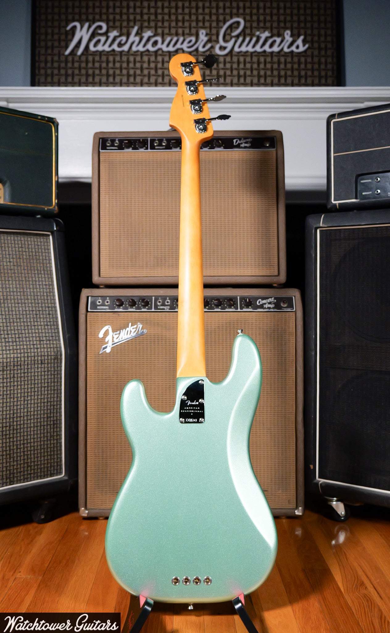 2024 Fender P Bass American Professional II Mystic Surf Green