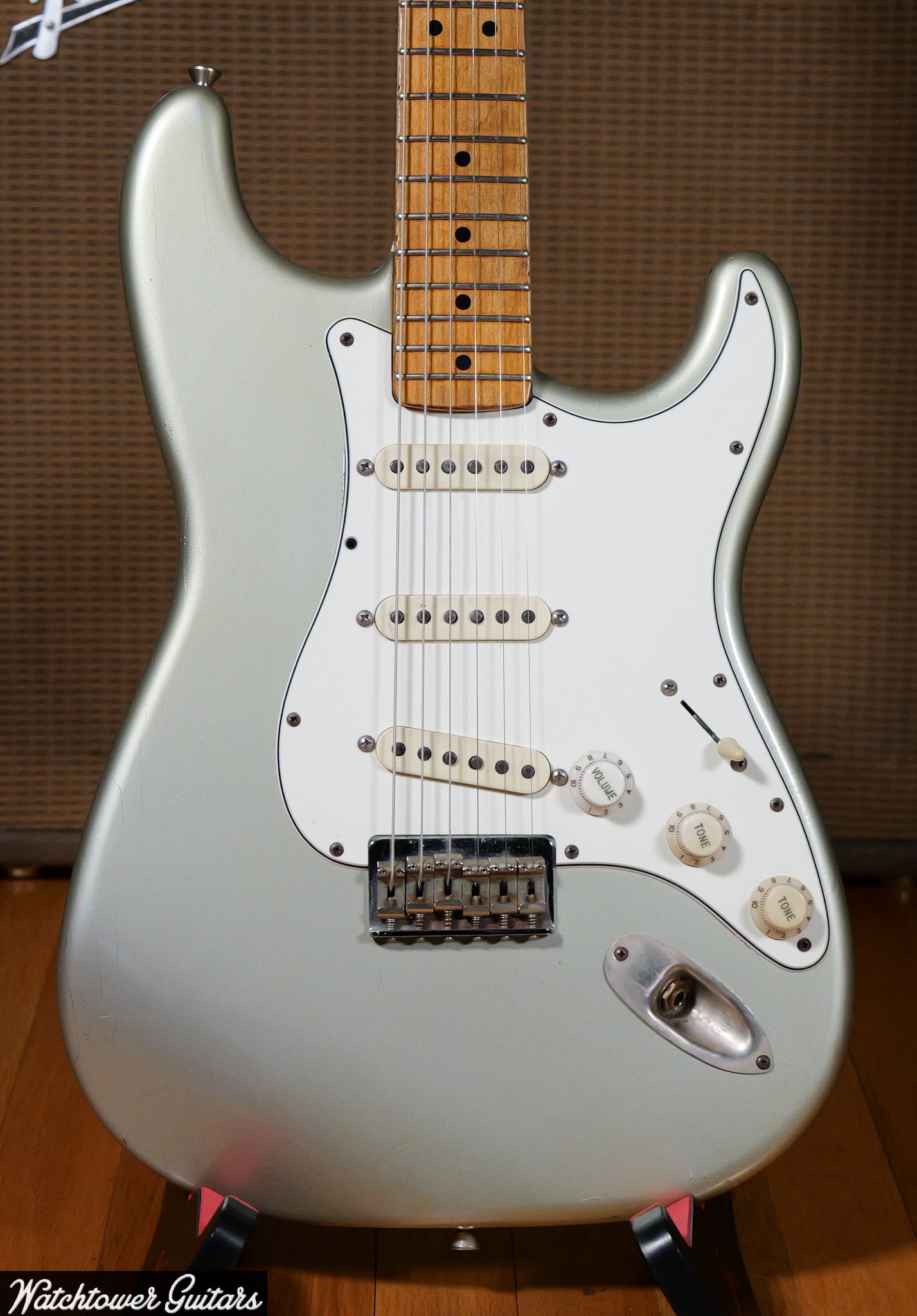 2015 Danocaster Double Cut Hardtail Inca Silver – Watchtower Guitars
