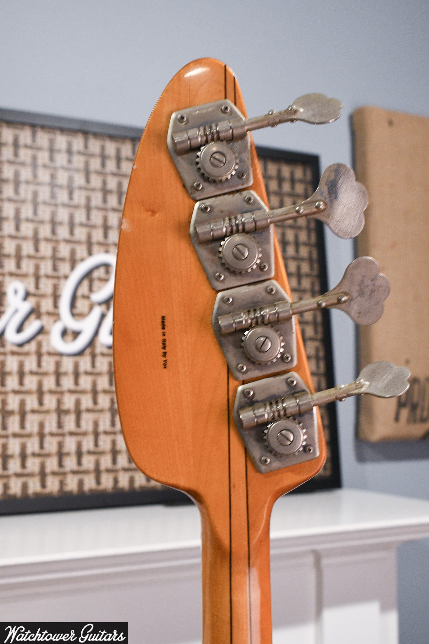 1968 Vox Sidewinder Bass Sunburst – Watchtower Guitars