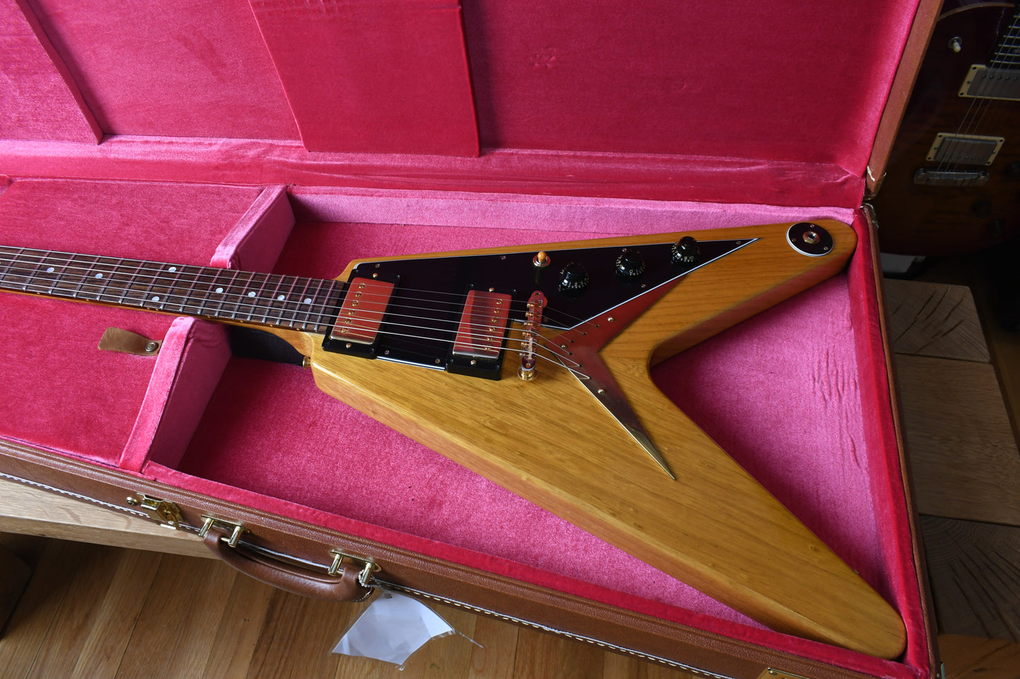2021 Gibson 1958 Flying V Korina (Black Pickguard)
