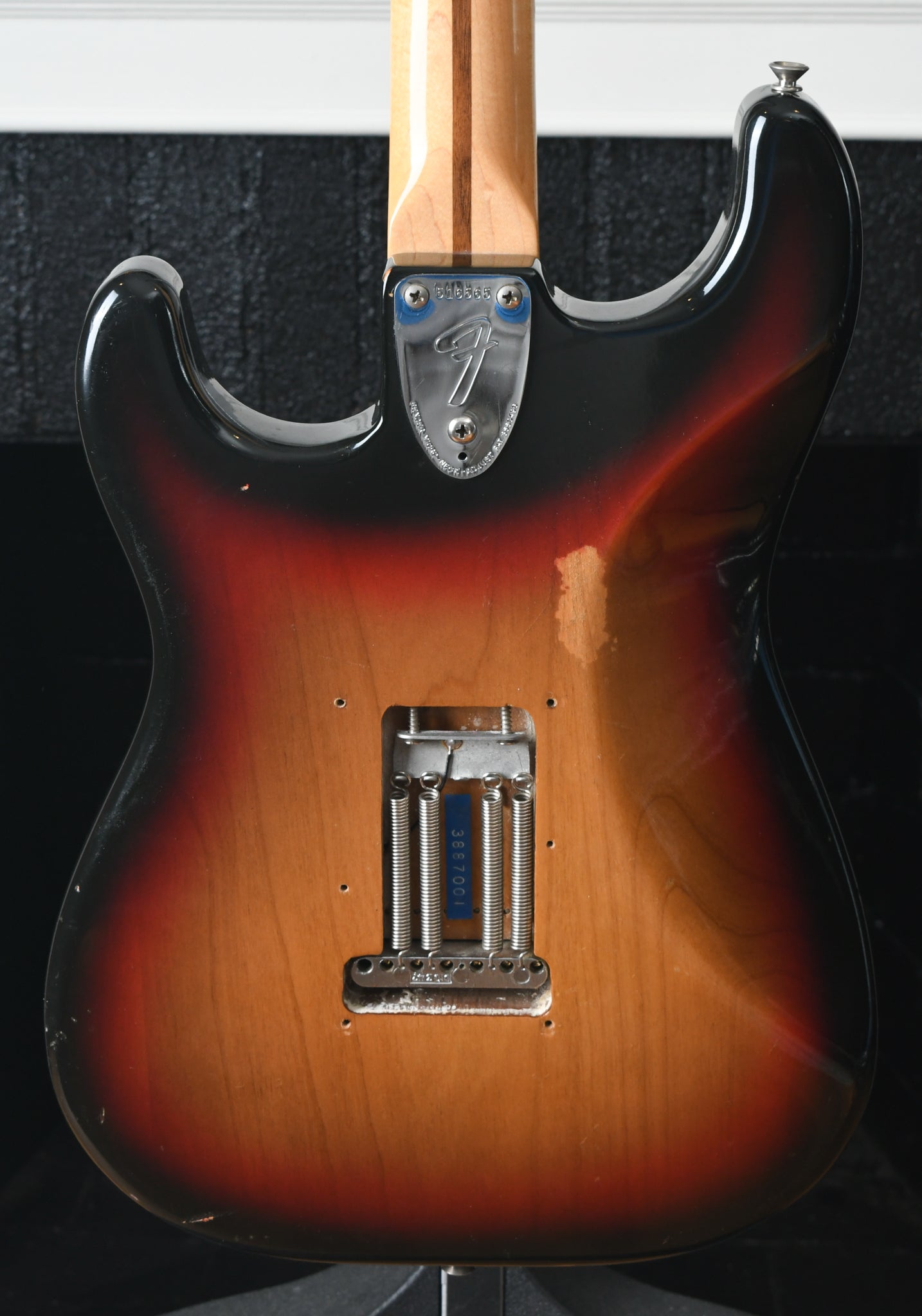 1973/74 Fender Stratocaster Sunburst - only 7lbs 12oz