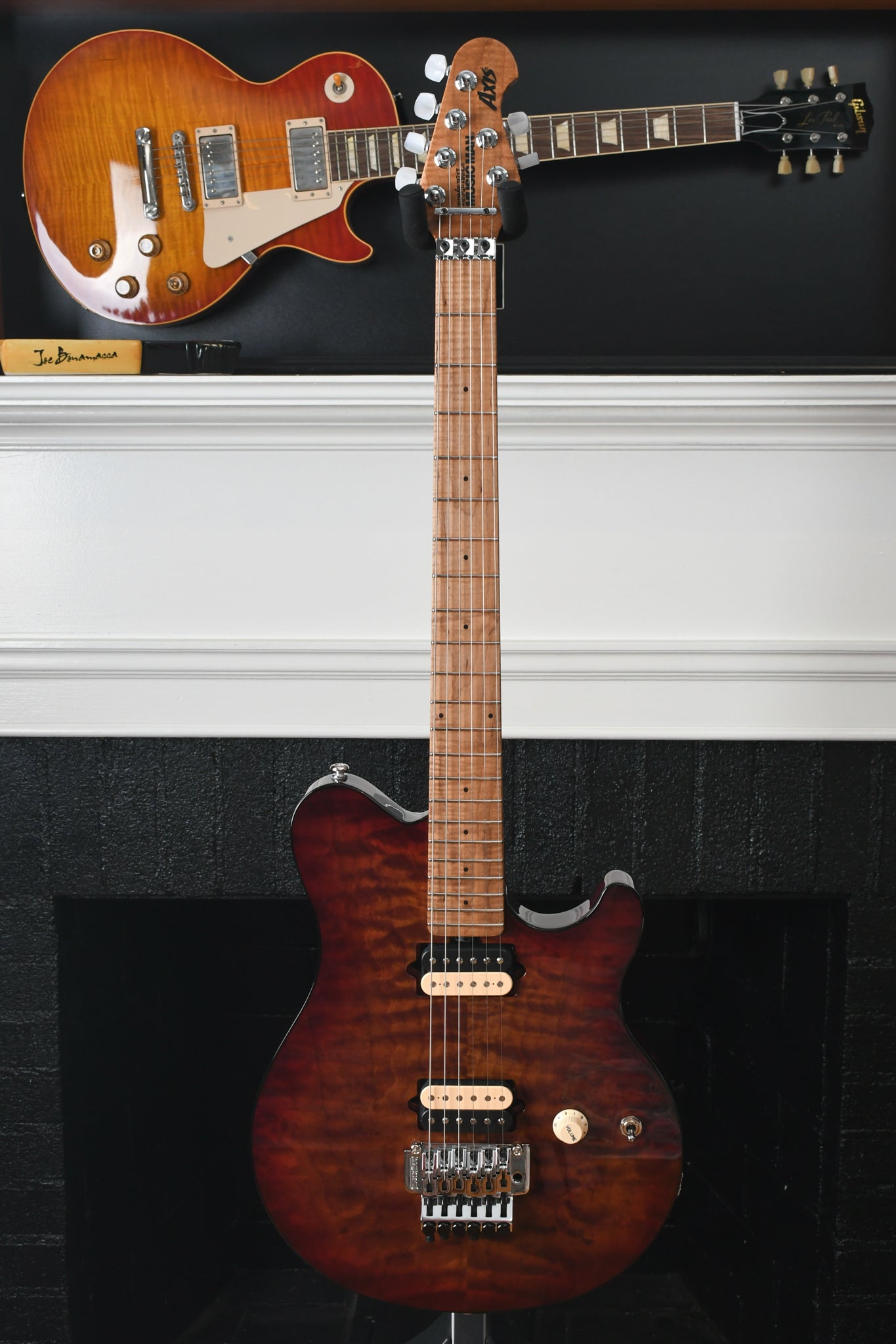 Ernie Ball Music Man Axis Roasted Amber Quilt