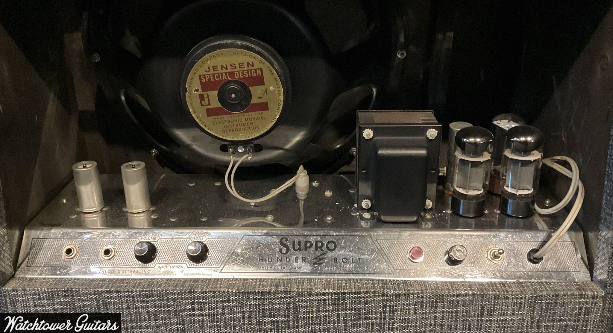 1966 Supro S6420 Thunderbolt 1x15 Combo Fawn Tolex – Watchtower