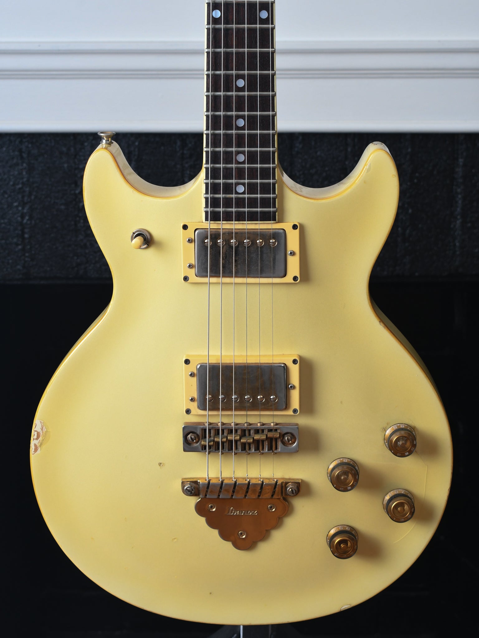 1982 Ibanez Artist AR 100 Polar White MIJ