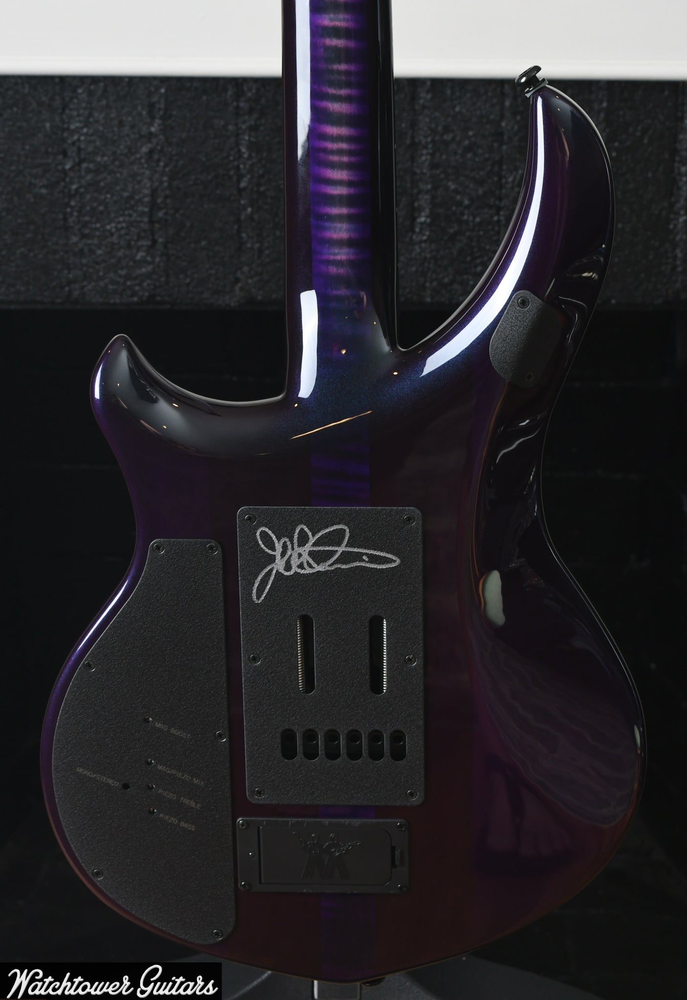 Ernie Ball Music Man Limited Edition John Petrucci Majesty Maple Top Crystal Amethyst