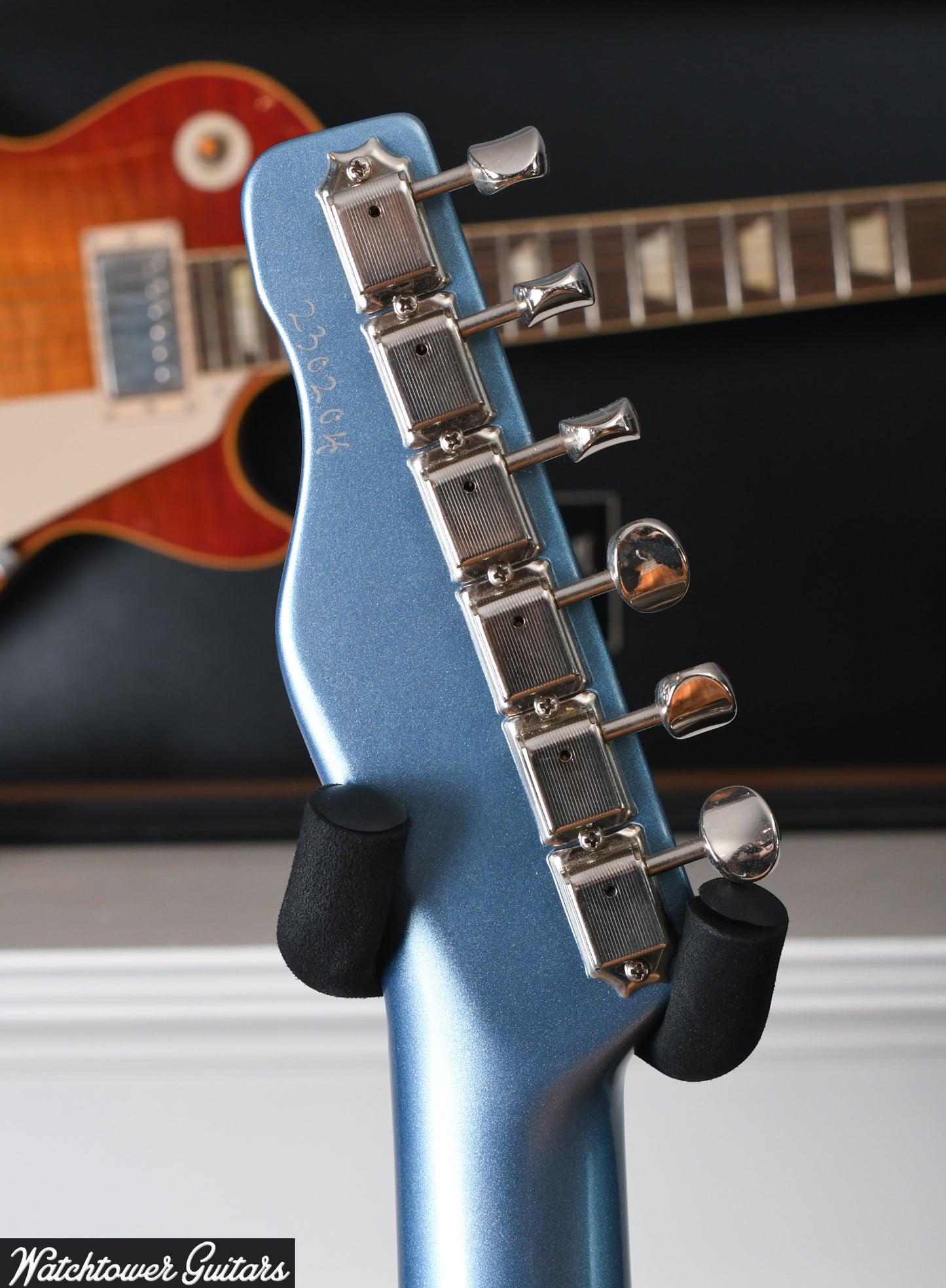 2023 Hahn 228 Model P-90 Lake Placid Blue