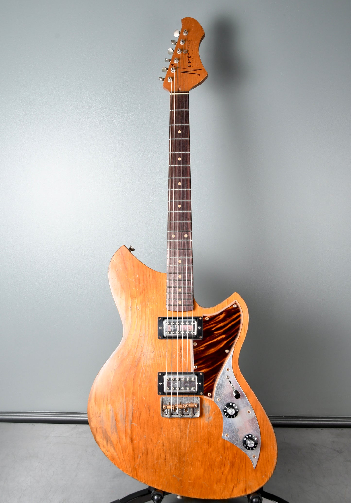 Novo Guitars Serus TC Amber Chopped Firestripe, LollarTrons