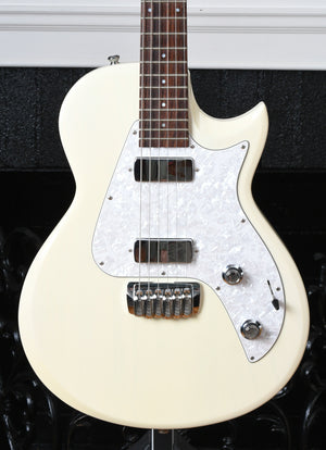 Taylor SB1-X Solidbody Classic White