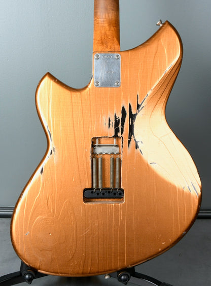 Novo Guitars Serus S Fralins Aztec Gold Over Bull Black
