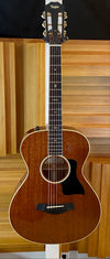 Taylor 522e 12-fret Natural Mahogany