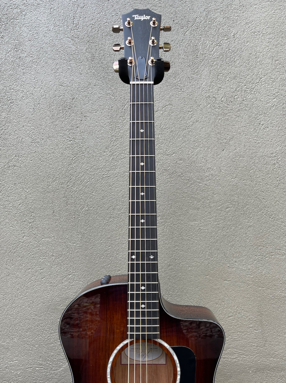 2021 Taylor 224-CE K DLX Koa