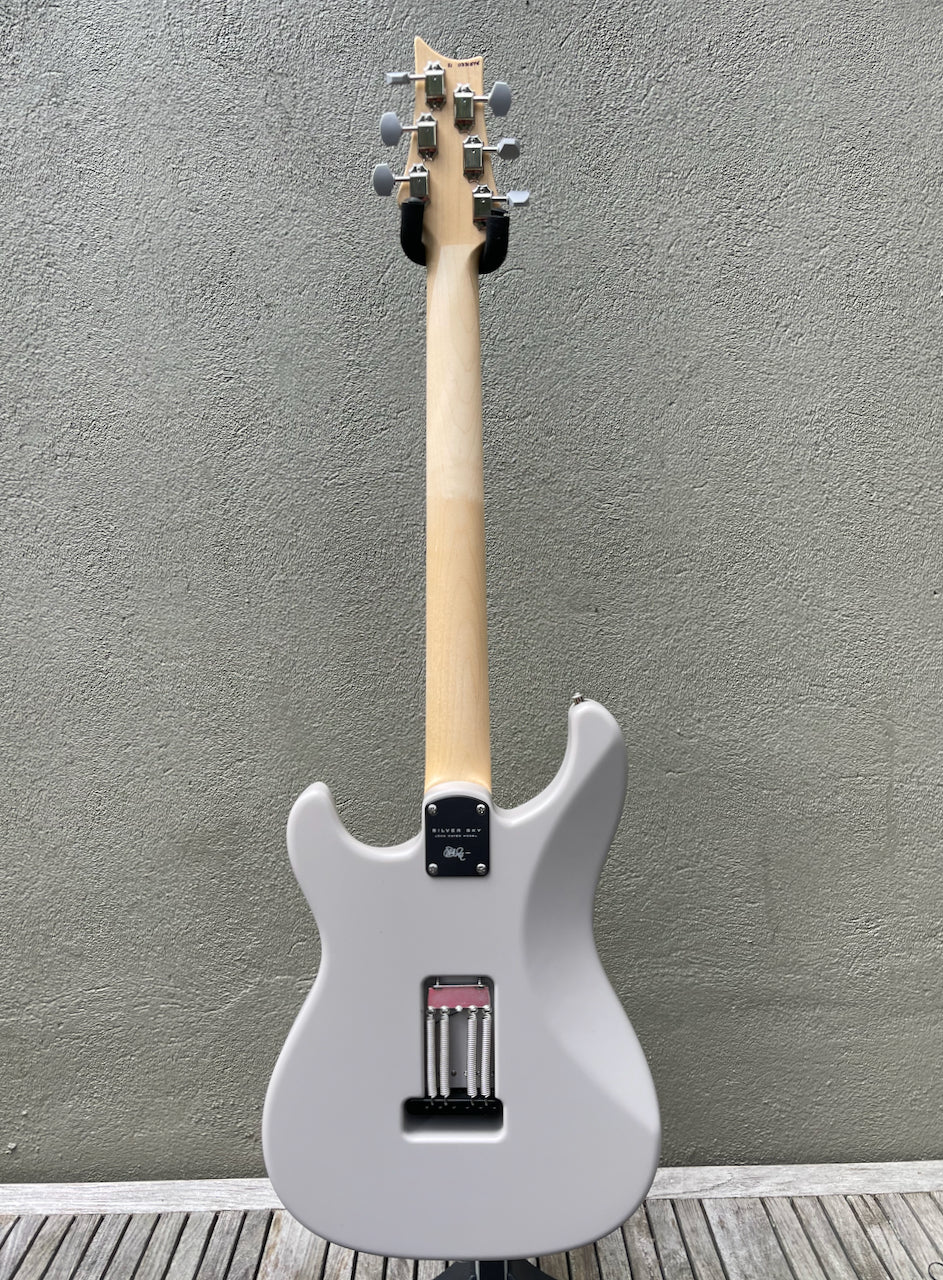 Paul Reed Smith PRS John Mayer Silver Sky Satin Moc Sand Maple Neck