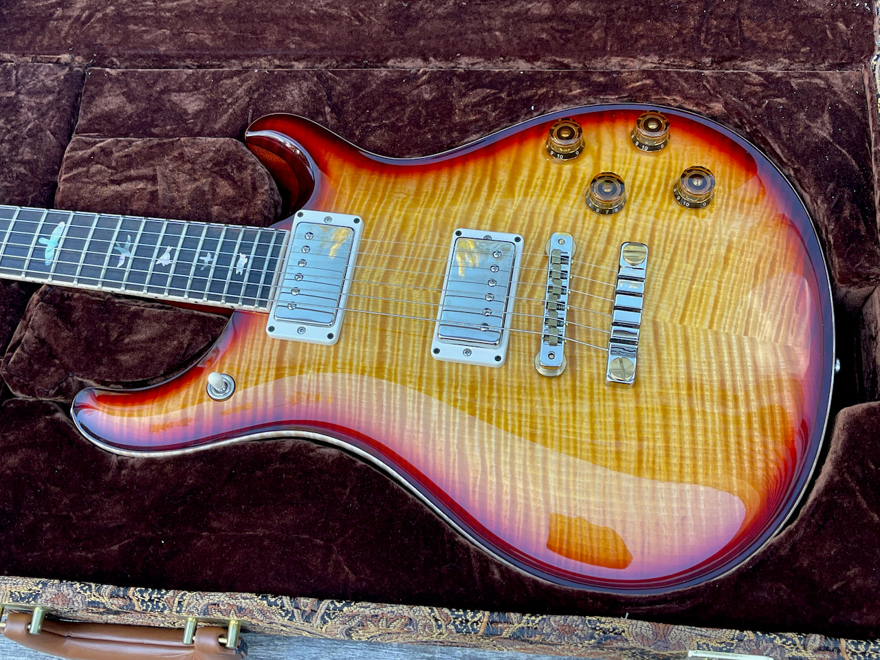 2018 Paul Reed Smith PRS Private Stock McCarty 594 Graveyard Honey Gold w/ Dark Cherry Smoked Burst Finish
