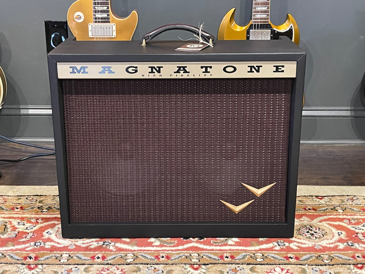 Magnatone Twilighter Stereo 2x12 Combo *Custom Color* Black Tolex with Oxblood