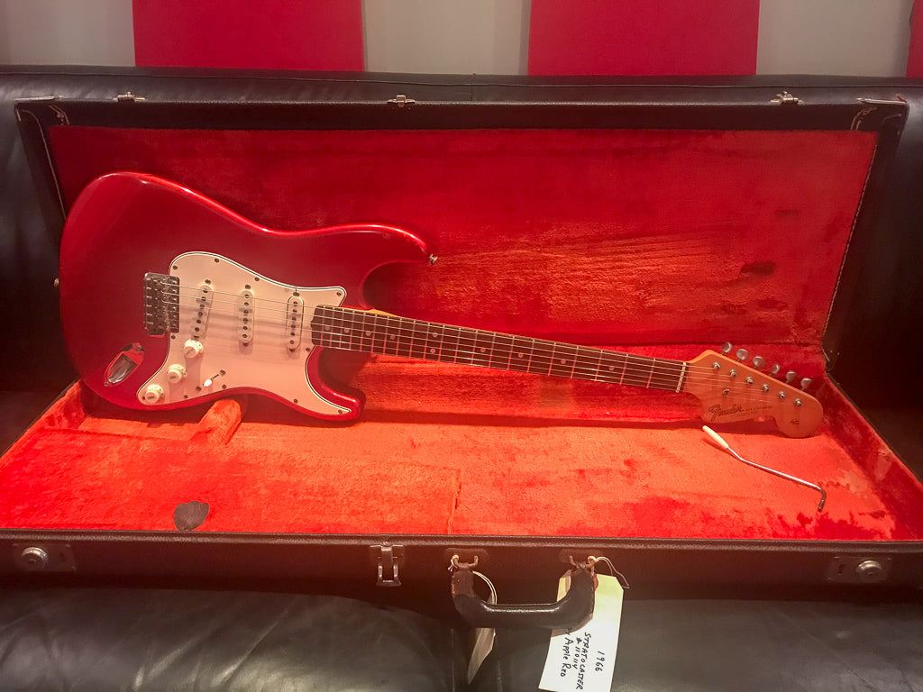 1966 Fender Stratocaster Candy Apple Red