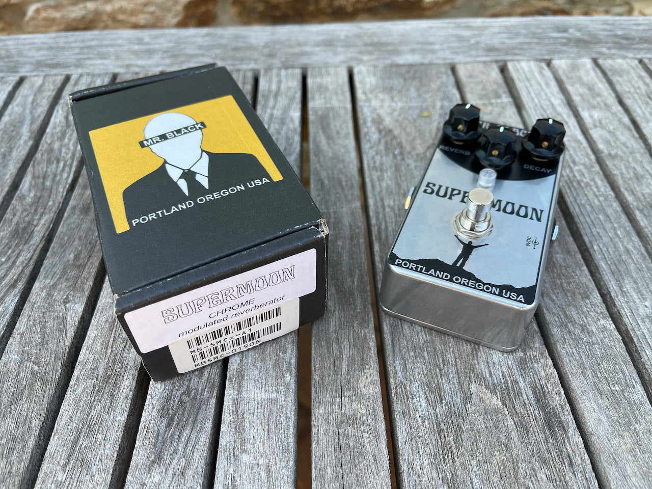 Mr. Black Supermoon Reverb Pedal