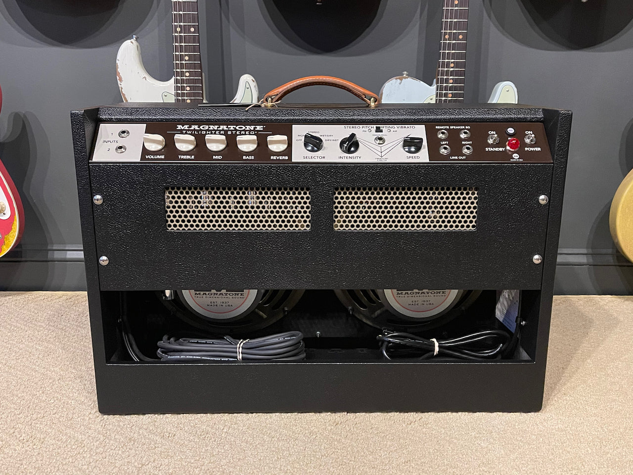 Magnatone Twilighter Stereo 2x12 Combo *Custom Color* Black Tolex with Black Cane Grill