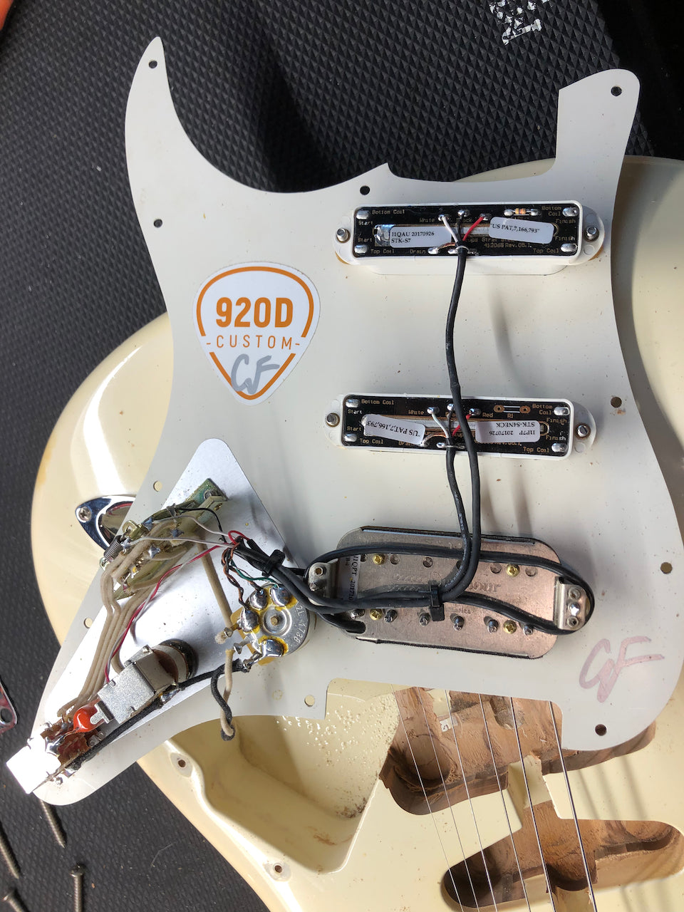 2000 Fender American Vintage Stratocaster 1962 Olympic White