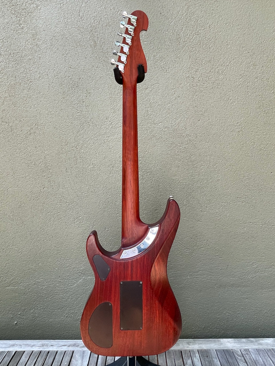 1994 Washburn Nuno Bettencourt N4E-P Padauk – Watchtower Guitars