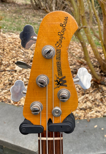 1979 Music Man Stingray Aged Olympic White Fretless !!