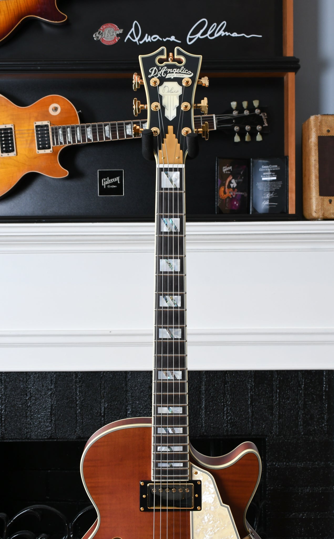 2020 D'Angelico Deluxe SS Limited Edition Matte Walnut