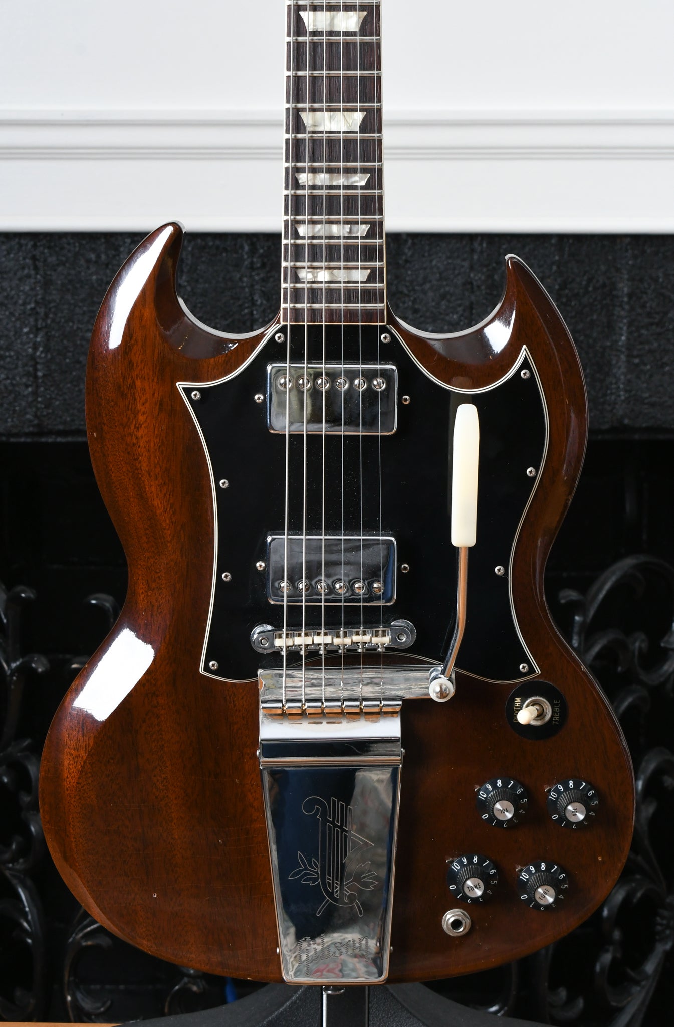 1969 Gibson SG Walnut Large Guard