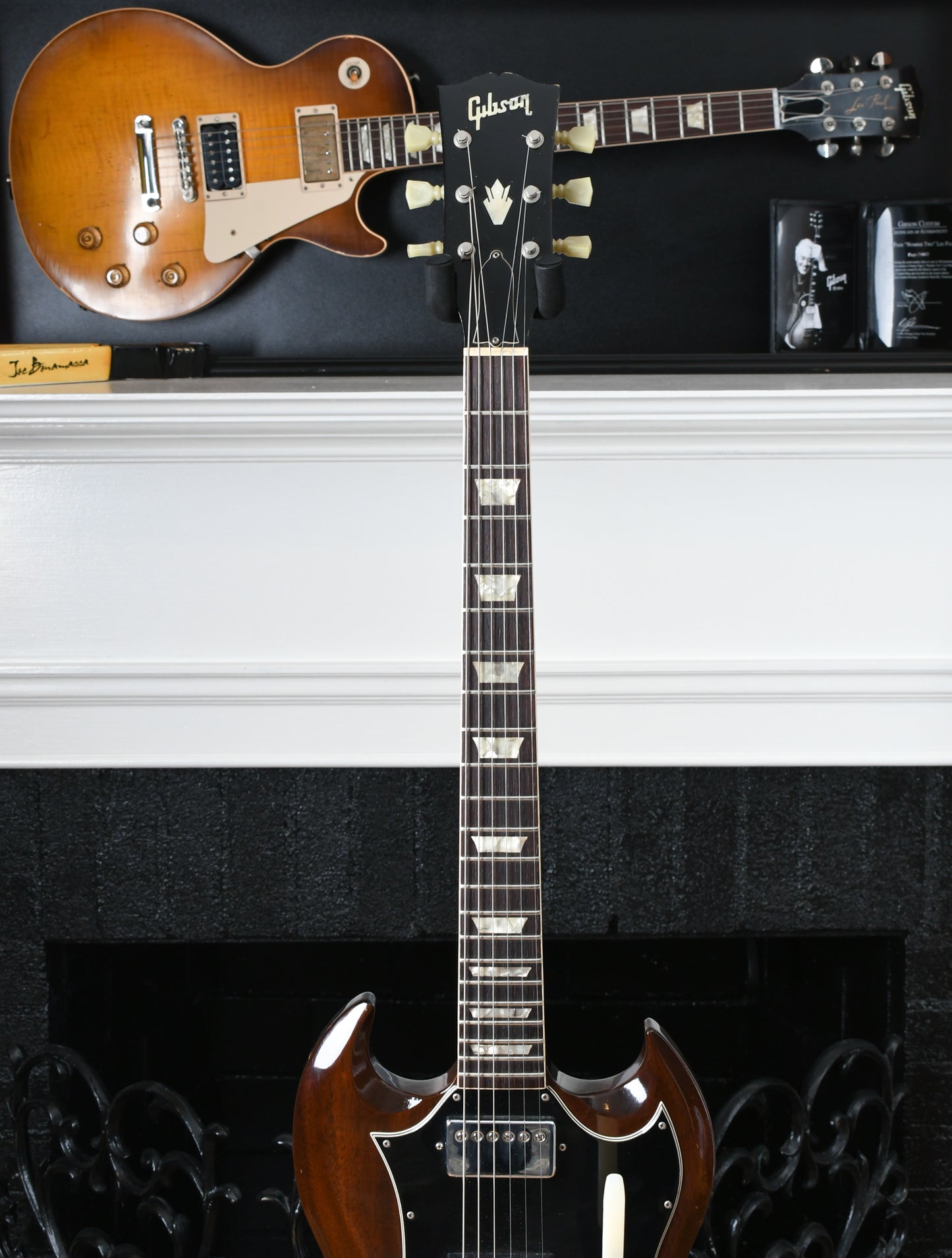 1969 Gibson SG Walnut Large Guard