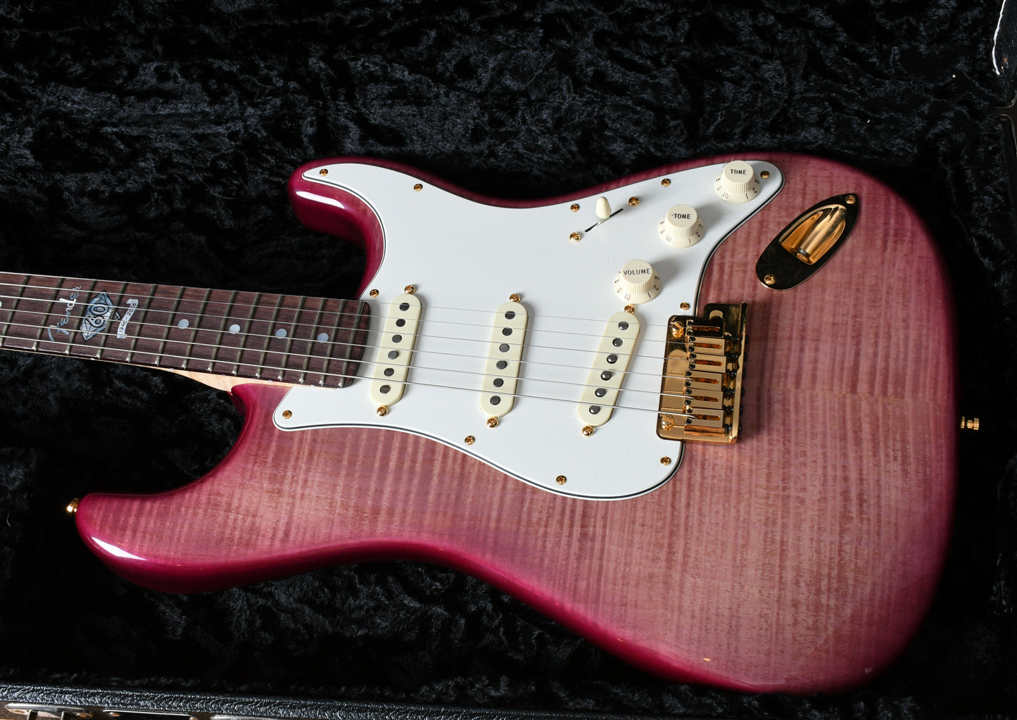2006 Fender Custom Shop Limited Edition 60th Anniversary Presidential Select Stratocaster & Wine Set