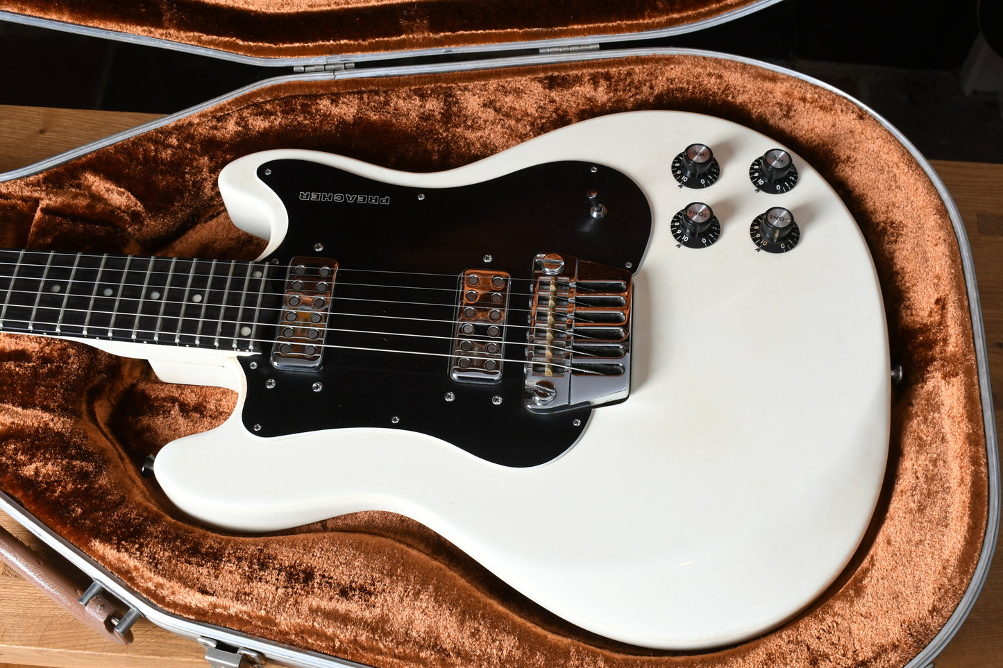 1979 Ovation Preacher White