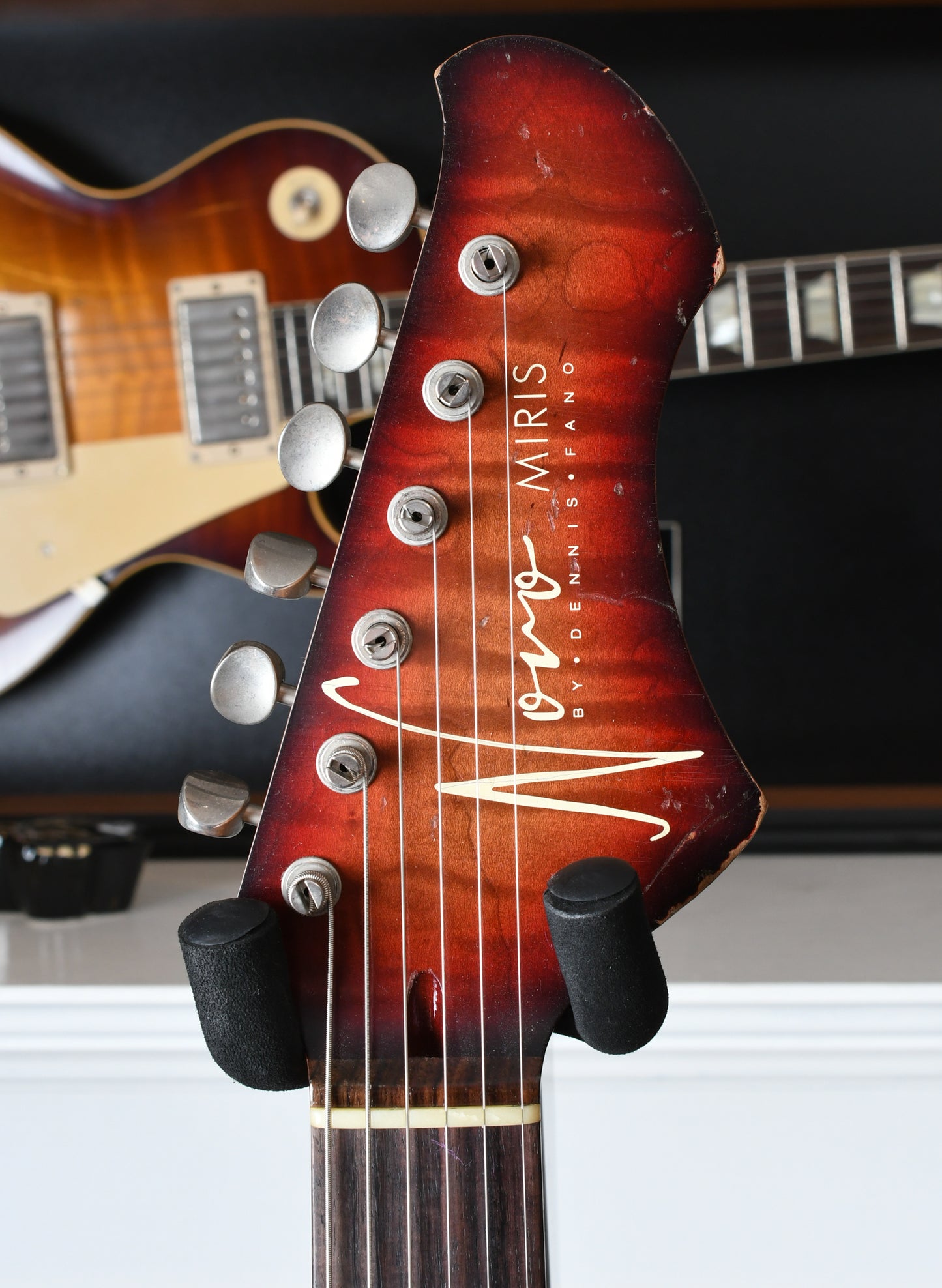 2021 Novo Miris P2 Bonfire & Hardshell Case