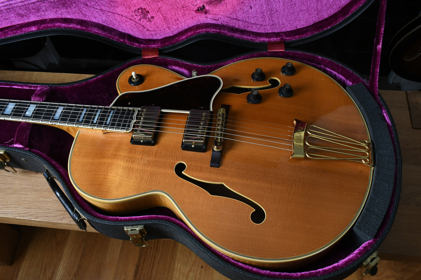 1979 Gibson Byrdland Natural