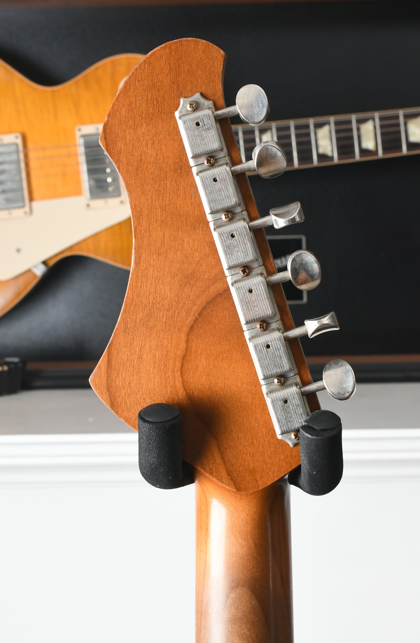 2019 Novo Guitars Serus TC Lake Placid Blue Lollar Imperial’s