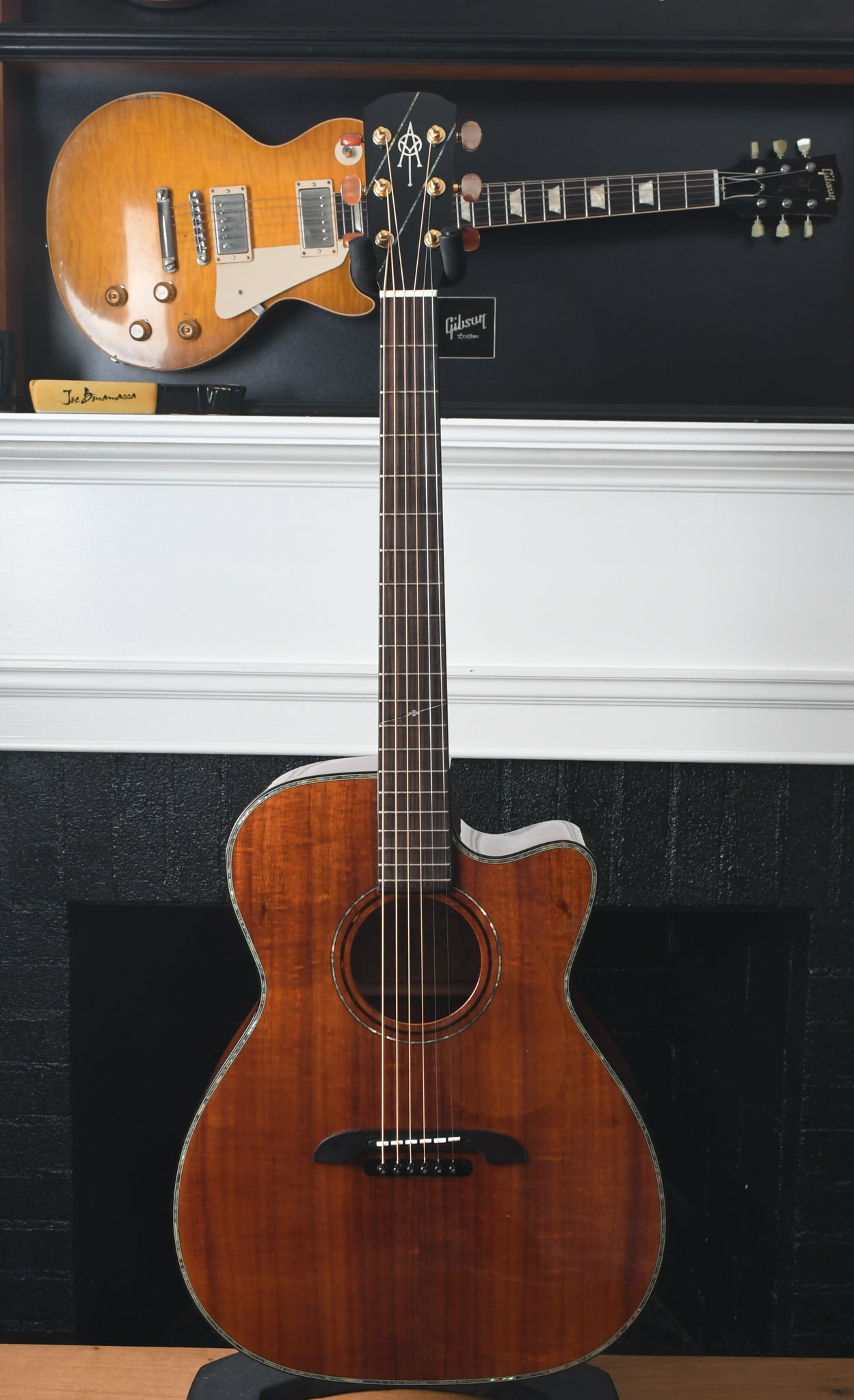 Alvarez Yairi Bob Weir Signature Koa Model WY-1K – Watchtower Guitars
