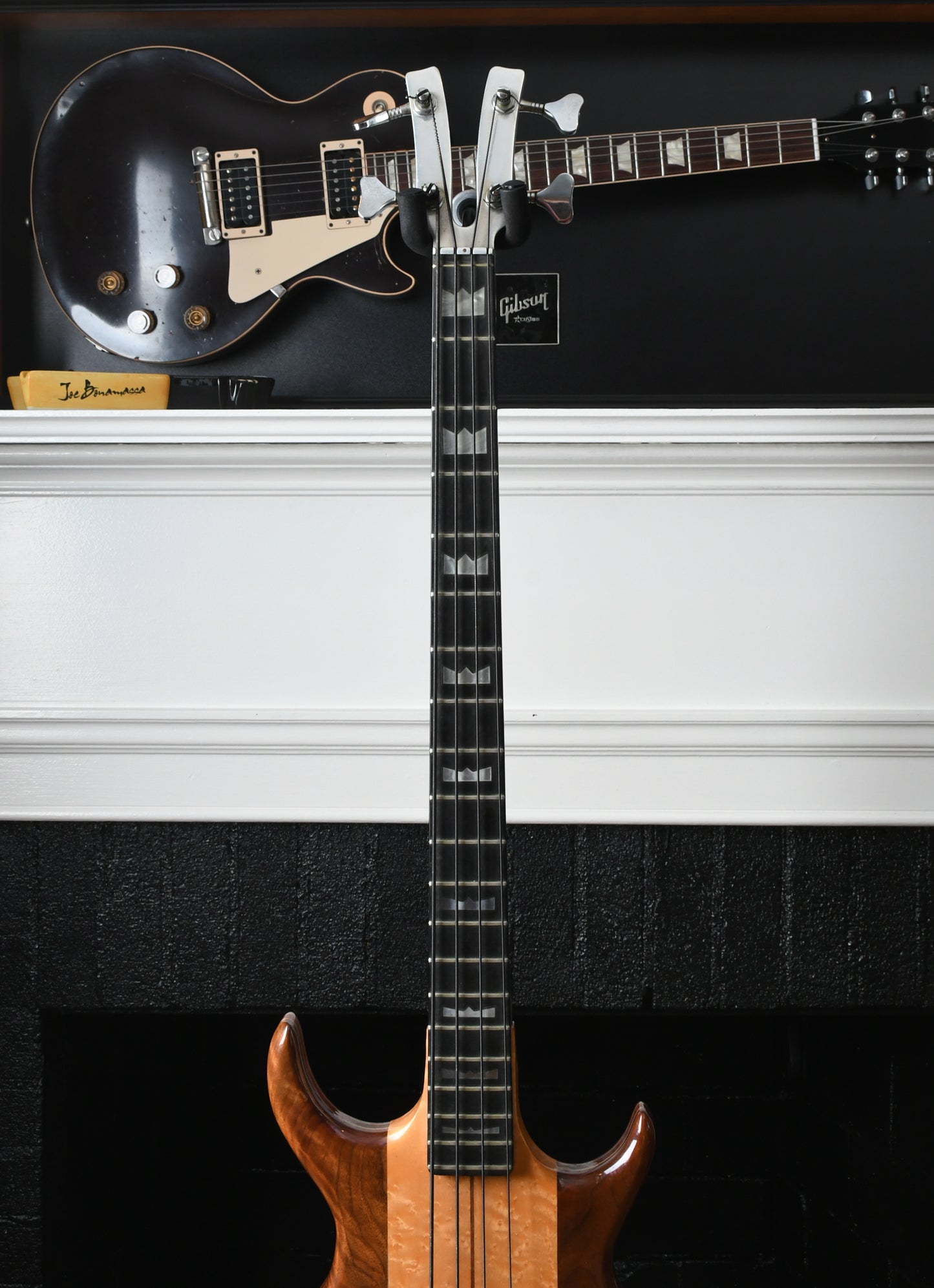 1979 Kramer DMZ 5000 Bass Walnut