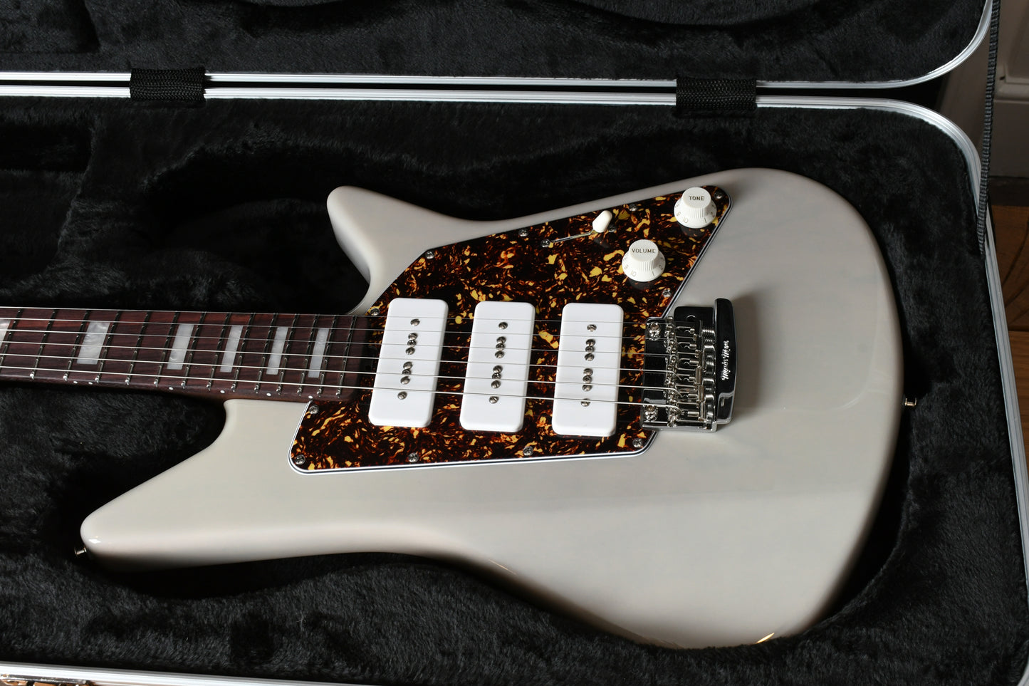 Ernie Ball Music Man Albert Lee BFR MM90 Ghost In The Shell